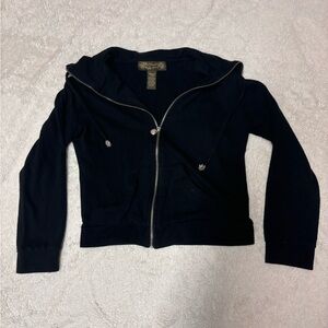 Baby bluet hoodie (size xl but can be worn by a s)
-willing to haggle the prize!